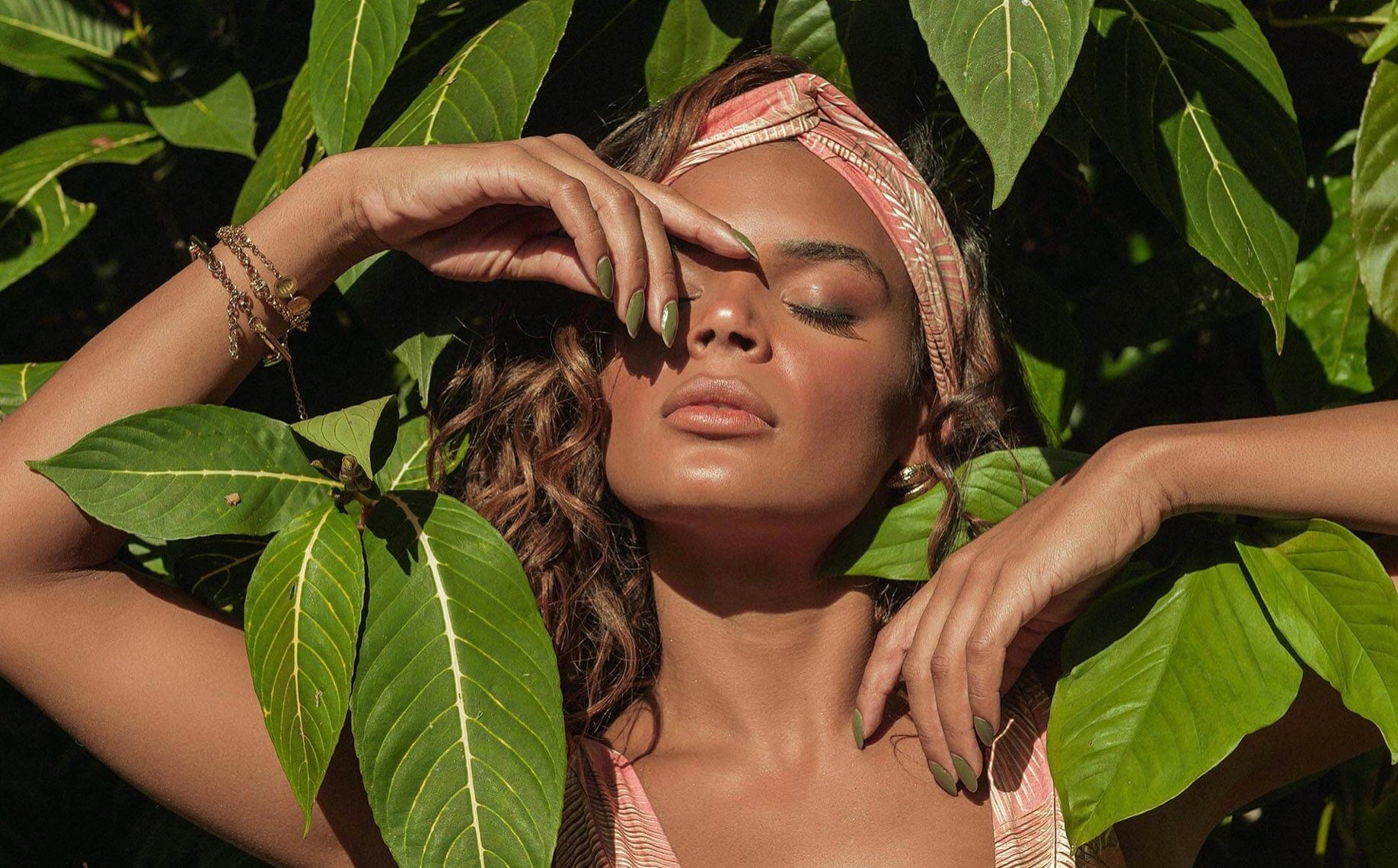 Model wearing luxury Brazilian swimwear - tropical bikini by Orixah
High-end swimwear handmade in Brazil , bold printed