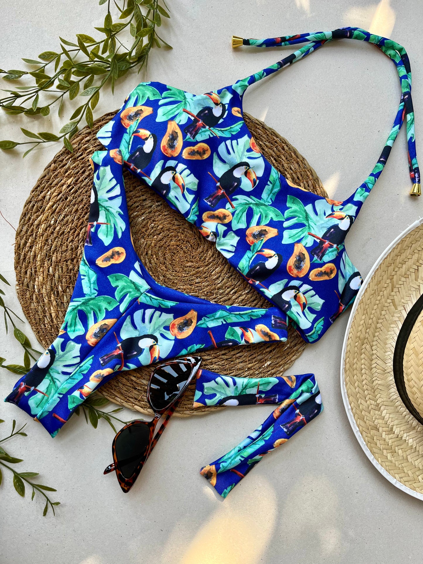 Serenity Bikini Set – Knotted Front Top & High-Leg Bottom